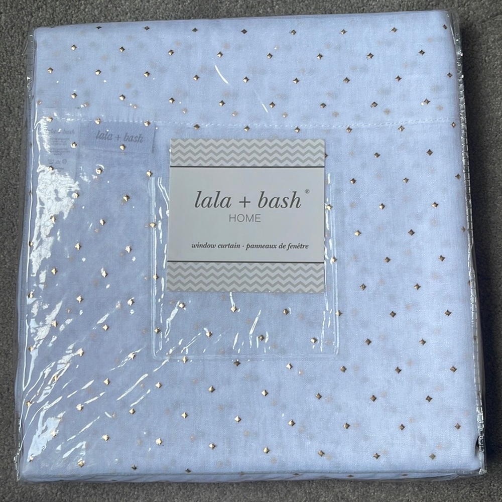 lala + bash window curtains